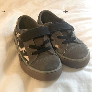 Tucker + Tate shoes - size 7